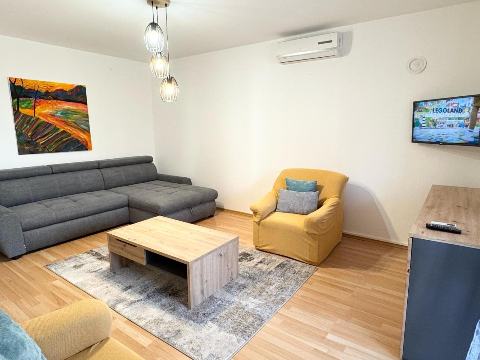 Apartments Nives Пореч Екстериор снимка